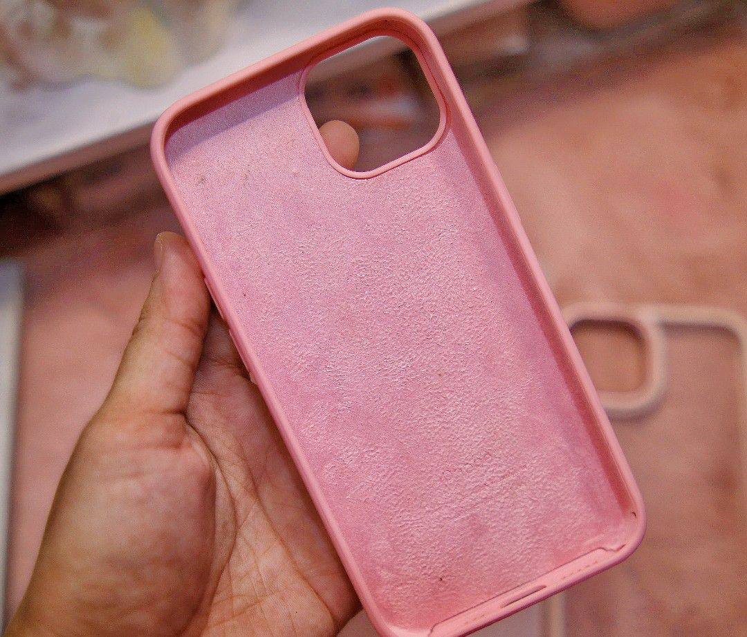 Iphone 13 Pink Cases (Category: Cases & Sleeves) located in Marikina City. Submitted by iamnicolefaller (Listing ID 1415383278, Image 3). Description: Iphone 13 Pink Cases Selling for Php 199 ONLY!! TAKE ALL!! 🩷 Elago Pink Silicone Case (with box & stickers) (SOLD) 🩷 Transparent Pink Case 🩷 Pink Silicone Case Used a few times RFS: I dont use it anymore Shipping via: J&T, Grab, Lala MOP: Bpi, Gcash 📍Marikina City Strictly no meet ups.