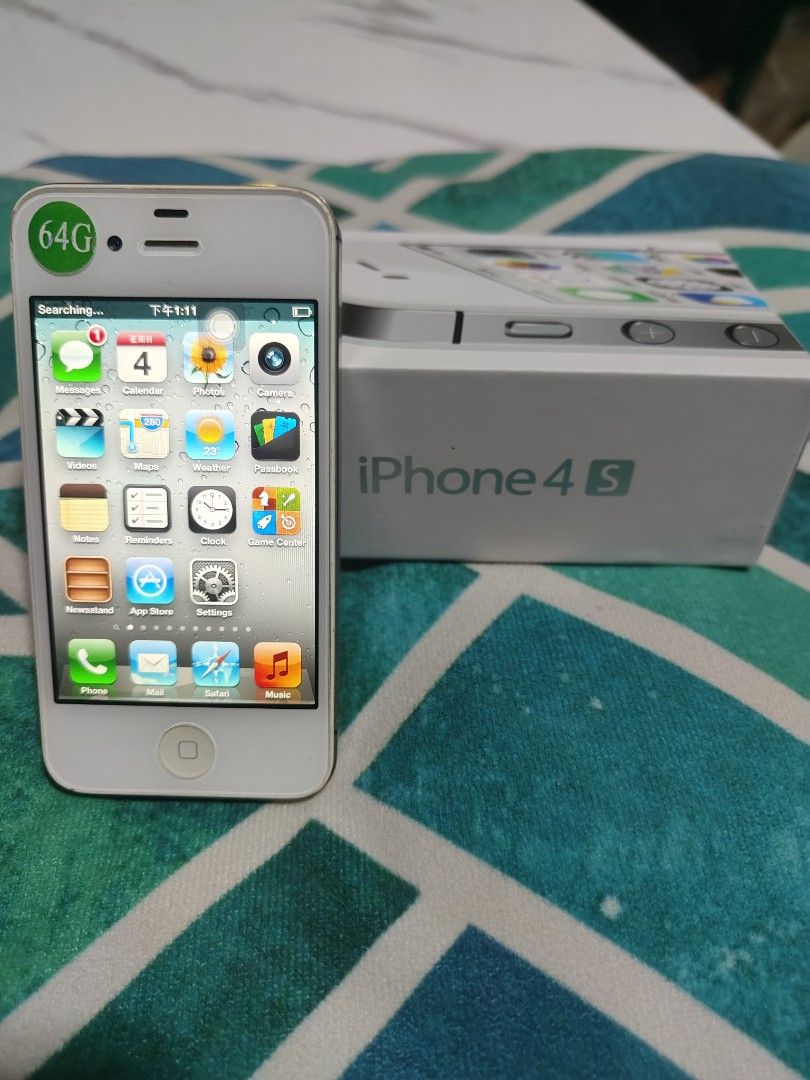 iPhone 4s 64gb Rare iOs6 With box (Category: Others) located in Quezon City. Submitted by jkionaire17 (Listing ID 1415267690, Image 2). Description: 📱 iPhone 4s (iOS 6) – Collector’s Item | 64GB | Complete with Box ✨ “The iPhone that changed everything.” ✨ Original iPhone 4s running iOS 6 — a true collector’s piece for Apple fans and 90s kids. Smooth classic UI, nostalgic apps, and iconic glass design you don’t see anymore. 💾 64GB storage 📦 Co