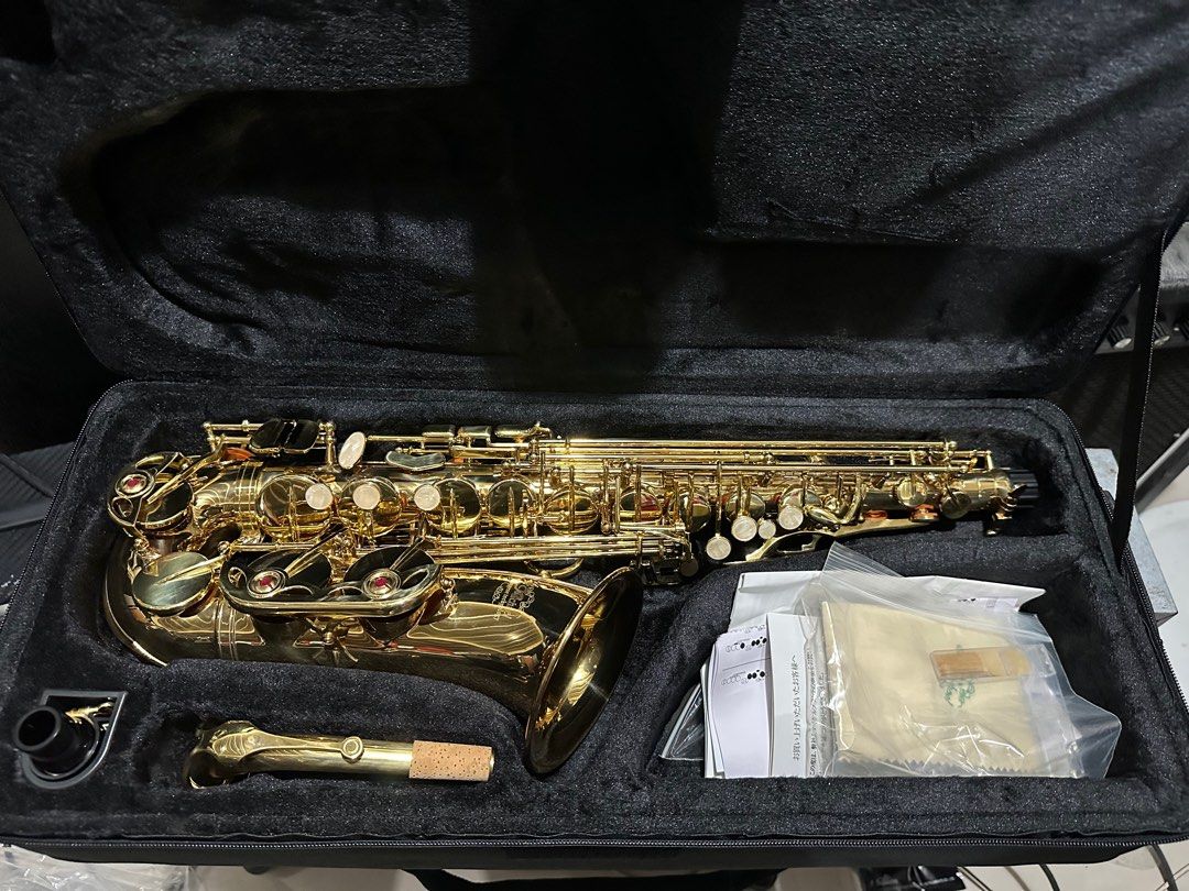 j.michael AL500 ALTO SAXOPHONE (Category: Musical Instruments) located in Binan City. Submitted by asherkv13 (Listing ID 1415371117, Image 1). Description: fresh from japan .