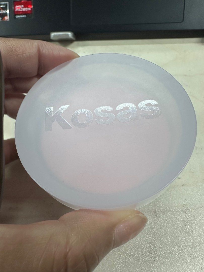 Kosas Cloud Set Brightening powder (Category: Makeup) located in Quezon City. Submitted by rfteng (Listing ID 1415251383, Image 1). Description: Bought in Look SM North Edsa 95% full Used twice Shade: Candy for neutral skin tone.