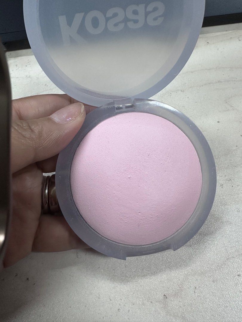 Kosas Cloud Set Brightening powder (Category: Makeup) located in Quezon City. Submitted by rfteng (Listing ID 1415251383, Image 3). Description: Bought in Look SM North Edsa 95% full Used twice Shade: Candy for neutral skin tone.