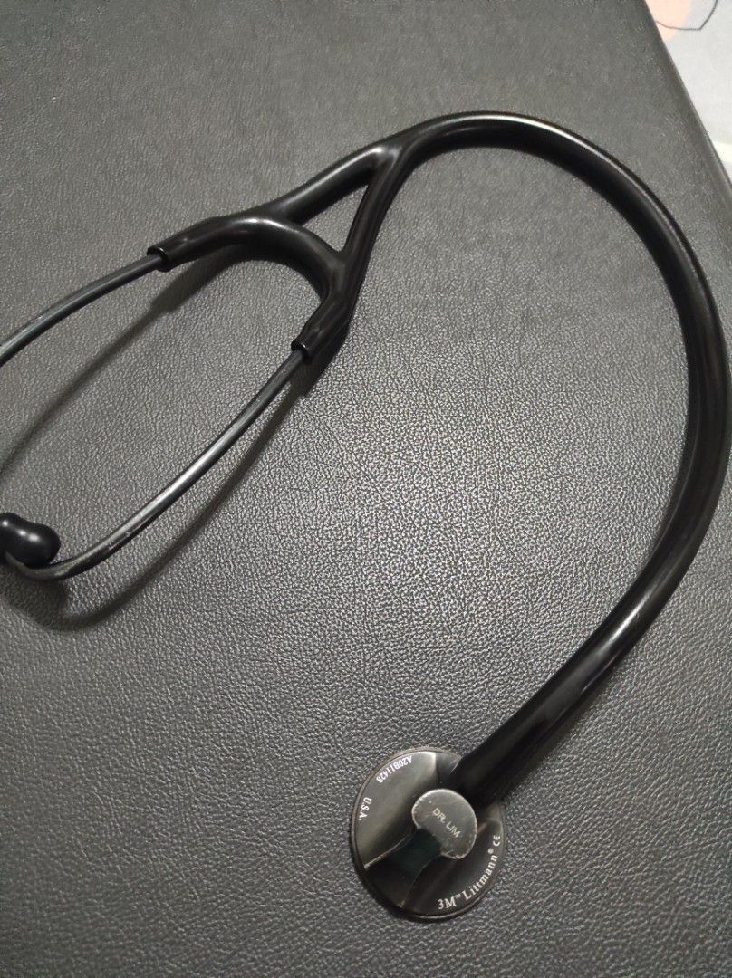 Littmann Classic III Stethoscope - Black (Category: Medical Supplies & Tools) located in Manila. Submitted by deguzmandh17516 (Listing ID 1415240443, Image 1). Description: - Littmann Classic III stethoscope - Black color - Ideal for medical professionals and students - Clear brand and model markings.