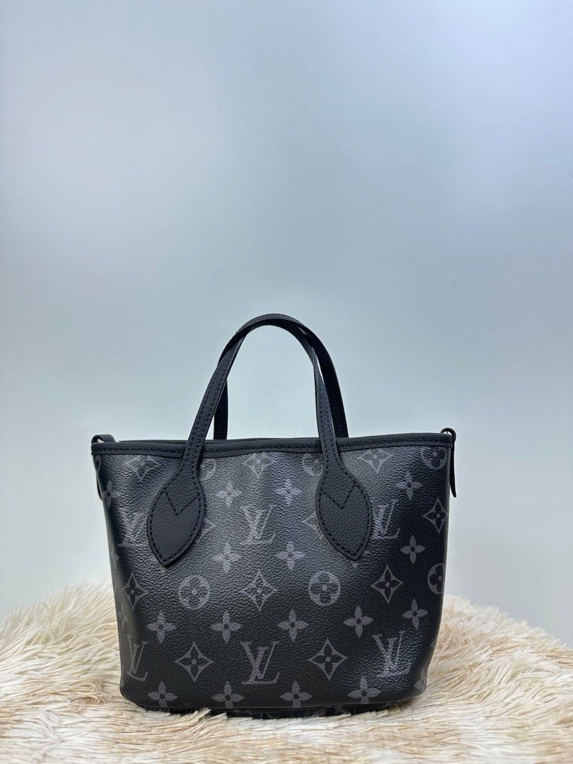 Louis Vuitton Neverfull Bandouliere Inside Out BB Monogram (Category: Luxury Bags & Wallets) located in Manila. Submitted by cjv.luxury (Listing ID 1415319098, Image 2). Description: CJV- 02143 Inclusions: Entrupy, Lockset, Dustbag & Box ✅ All items are available for 3 months layaway ✅ For cash buyers, items are negotiable. Just shoot your ✅ Trades are welcome, you can bring other luxury bags/items that you wish to sell and we can convert it to s