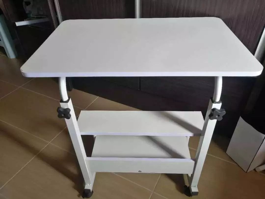 Meja Serbaguna 40 x 60 x 90 Dengan Roda Meja Laptop Roda Meja Kerja ...