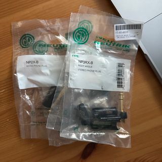 （分類：）位於 。 由 poormeee 提交（商品編號 1415326039，圖片 1）。簡介： 。