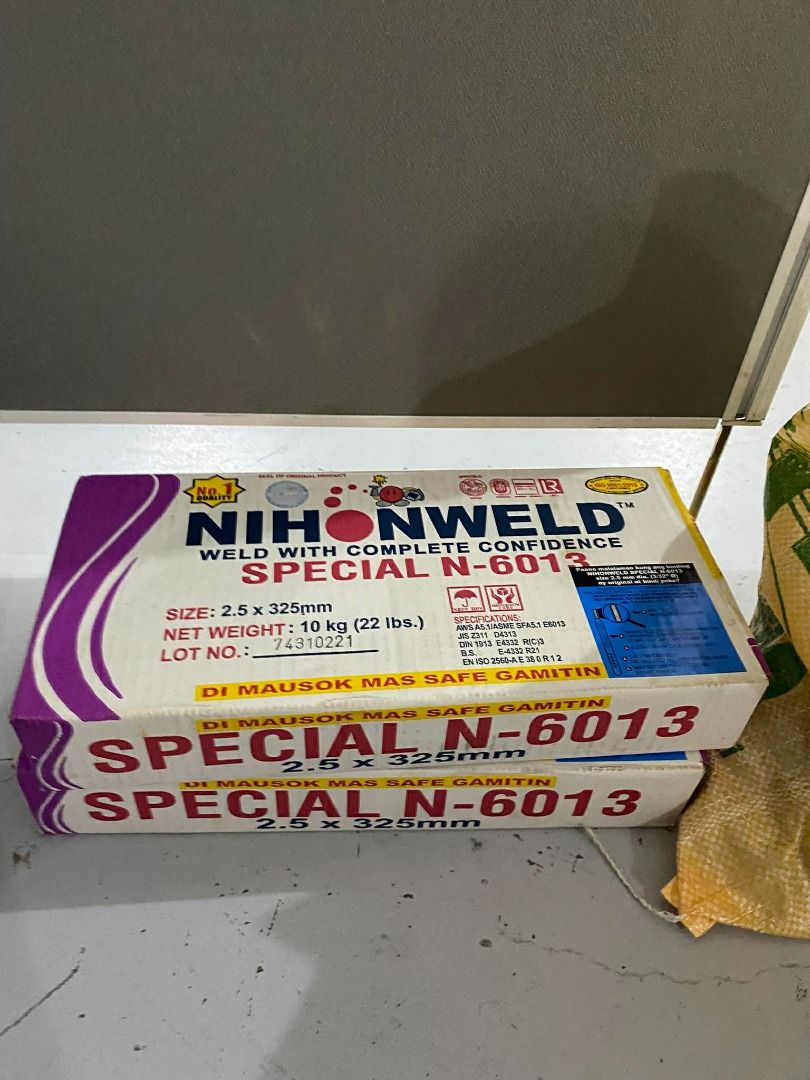 Nihonweld Special N-6013 Welding Rods (Category: Construction Tools & Equipment) located in Caloocan City. Submitted by cimflex_abigail26 (Listing ID 1415306697, Image 1). Description: Nihonweld Special N-6013 welding rods. Size is 3/32'' x Net weight is 10 kg (22 lbs). Lot number is 74310221. The box indicates that it is safe to use. Perfect for welding projects. Look for Ms. Abigail.