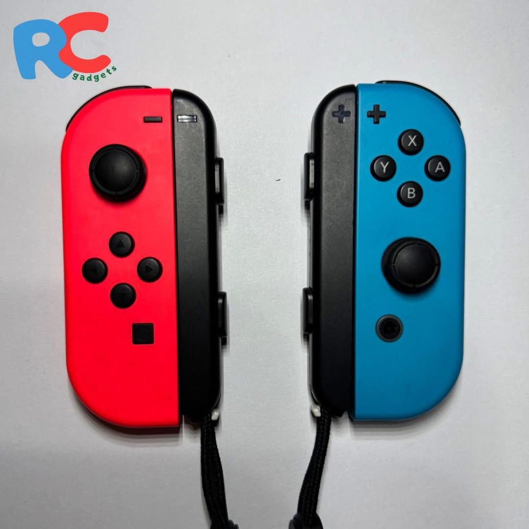 Nintendo Switch Joy-Con Controller (Red/Blue, Blue/Yellow) (Category: Controllers) located in Bacoor. Submitted by rcgadgets (Listing ID 1415413138, Image 1). Description: 𝐅𝐎𝐑 𝐒𝐀𝐋𝐄: 𝐒𝐖𝐈𝐓𝐂𝐇 𝐉𝐎𝐘-𝐂𝐎𝐍𝐒 🎮 Available Colors & Prices: • Neon Red & Blue – ₱1,700 • Blue & Neon Yellow – ₱1,500 Tested and fully functional Good condition 📍 Location: Bacoor, Cavite Meet-up or Lalamove (delivery fee shouldered by buyer) 📩 PM for inquiries