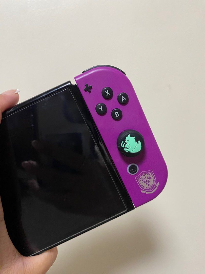 Nintendo Switch OLED - Limited Edition (Category: Nintendo) located in Rizal. Submitted by jayde00 (Listing ID 1415361907, Image 2). Description: Nintendo Switch OLED 64GB Internal Storage ❗️Inclusions: Unit Charger Case Dock Original Box HDMI Cable 2 Pairs Joycon with 1 Pair Sleeves 2 Joycon Straps 1 Joycon Grip ❗️Included Physical Games: -Pokemon Let's Go Eevee -Cuphead RFS: Hindi na nagagamit ₱17,000 ❗️Price is Negotiable Meet up: Near Antipol