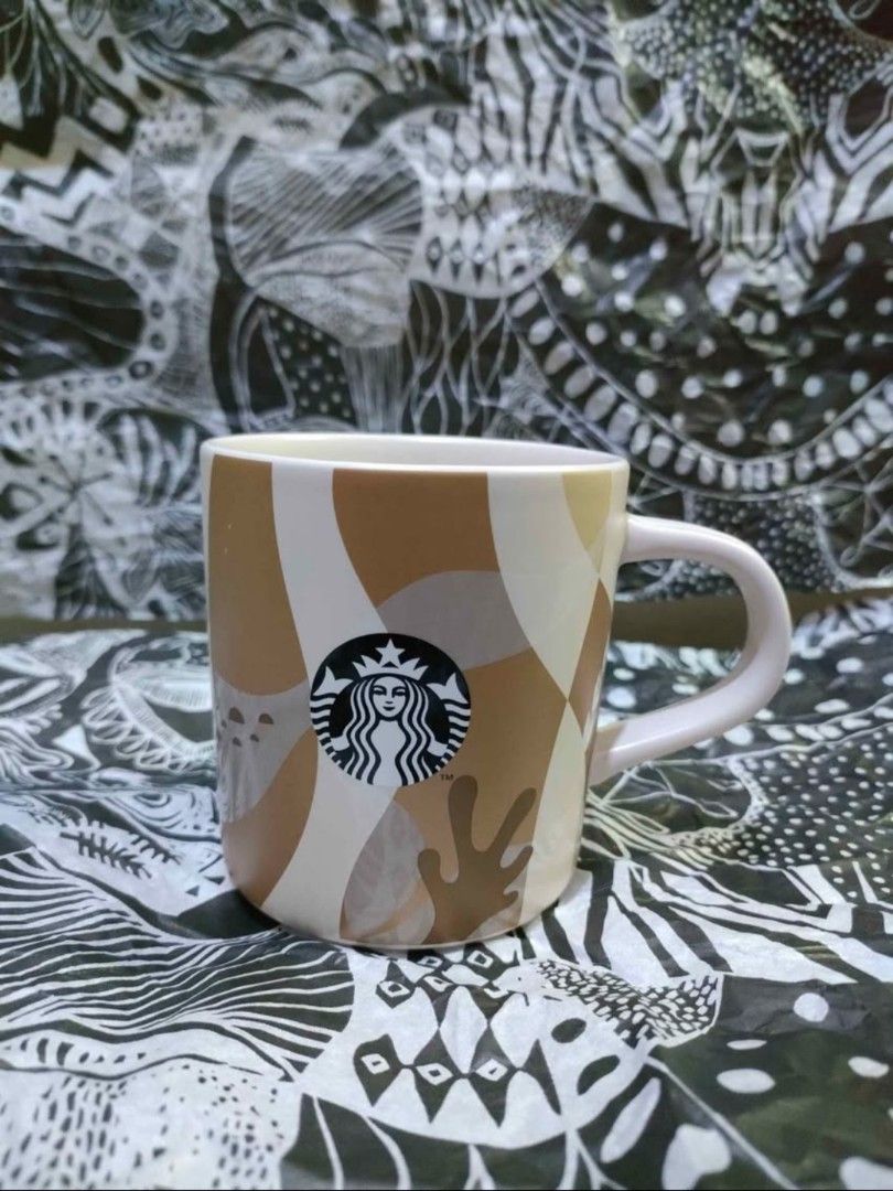 ORIGINAL 2026 Starbucks Mug with Box and Pouch (Category: Coffee & Tea Tableware) located in Caloocan City. Submitted by ninnarege51143 (Listing ID 1415316404, Image 2). Description: Original New 2026 Starbucks Traditions Mug with Bag Box packaging included Reason for Selling: Duplicate No swap, open for nego.