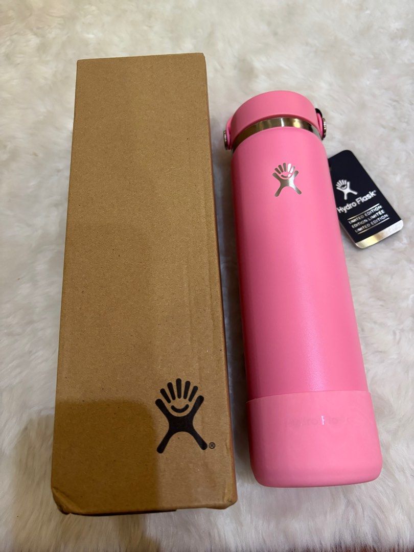 Pink Hydroflask Limited Edition (Category: Water Bottles & Tumblers) located in Pasig City. Submitted by designeritems4less (Listing ID 1415402862, Image 1). Description: 100% authentic with tags BRAND NEW LIMITED EDITION! 24-ounce Wide Mouth Bottle, which sports a sleek, cylindrical silhouette. The Ebb & Flow tumbler sports a matte body with a Flex Cap in a matching shade up top and a marbled boot protecting the base and complementing the predom