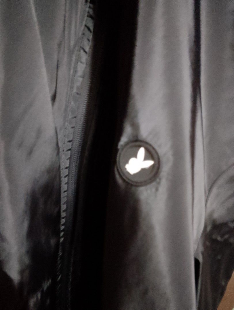 PLAYBOY Wind Breaker (Category: Activewear) located in Antipolo. Submitted by technothrift (Listing ID 1415415704, Image 3). Description: BrandNew Conditon Dimes: 20.5x26.5 Medium to Semi Large.