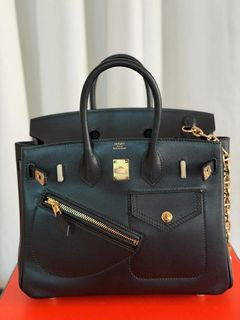 (Category: ) located in . Submitted by bagsandmanymanymore1 (Listing ID 1415391345, Image 1). Description: .