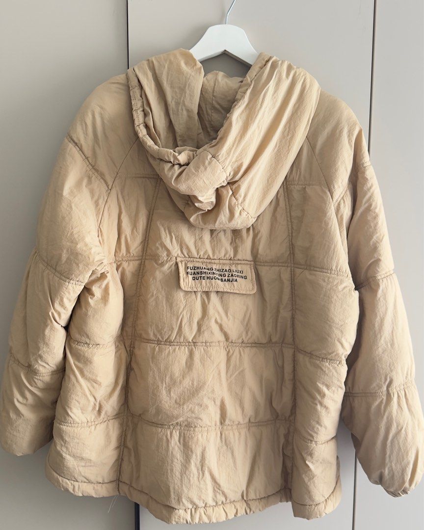 Puffer Jacket (Category: Coats, Jackets and Outerwear) located in Makati City. Submitted by clothique.ph (Listing ID 1415394439, Image 3). Description: - Lightly Used - Khaki in color - Fits to small size Purpose of selling: declutter.