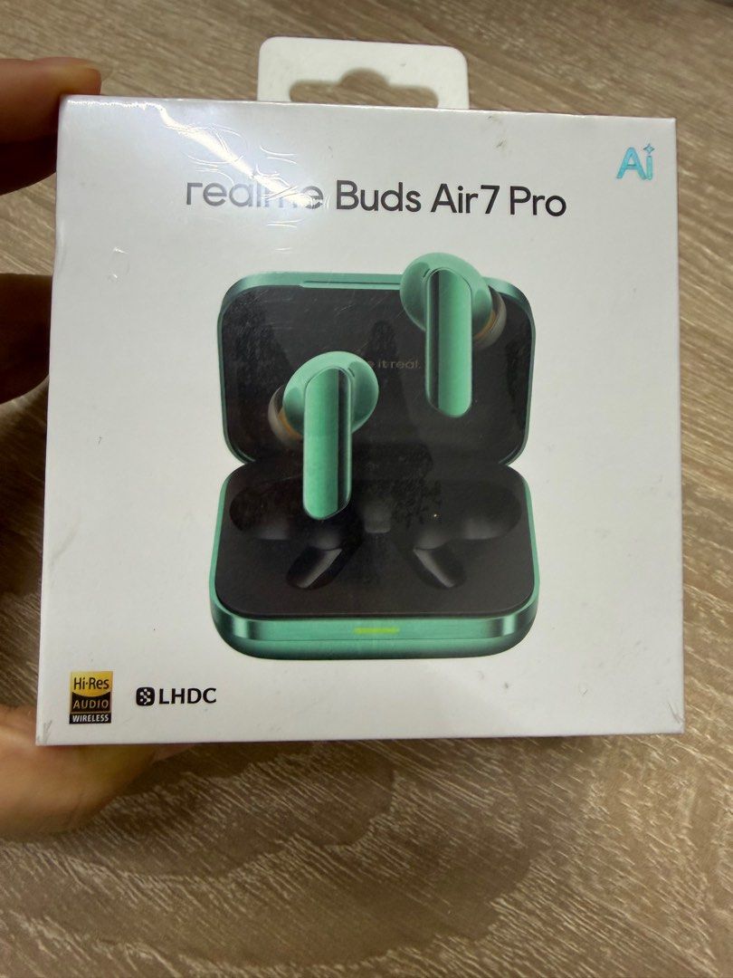 realme Buds Air 7 Pro - Racing Green (Category: Earphones) located in Manila. Submitted by 17thfinds (Listing ID 1415303319, Image 1). Description: .