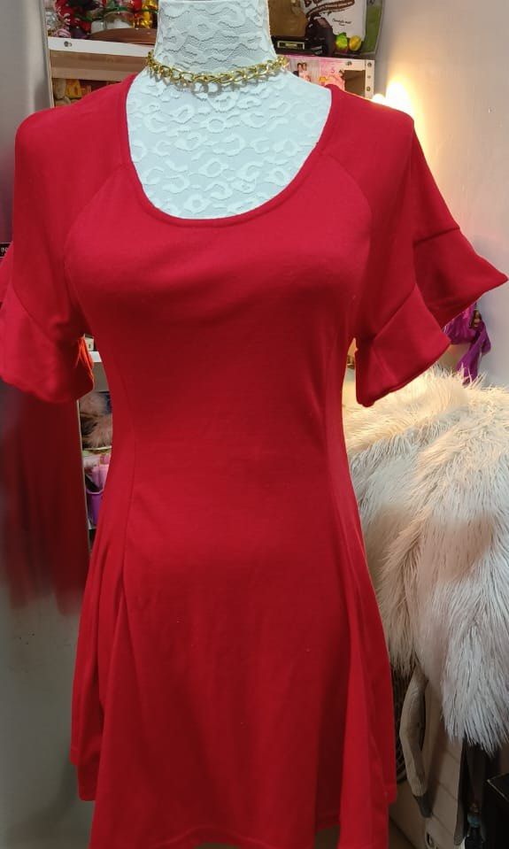 Red Dress (S-M body frame) (Category: Dresses) located in Pasay City. Submitted by all.items.mustgo (Listing ID 1415291984, Image 1). Description: .