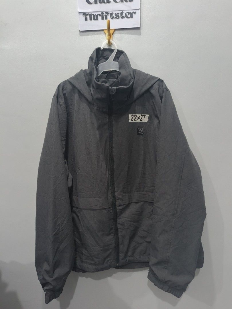 Ripcurl Anti Series Jacket (Category: Coats, Jackets and Outerwear) located in Leyte. Submitted by chaem89 (Listing ID 1415311986, Image 1). Description: Good as new condition No issue 22x27.