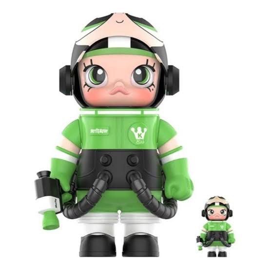 Royal Molly 400% PPG Set (Category: Designer & Blind Box Toys) located in Quezon City. Submitted by twowayph (Listing ID 1415323403, Image 2). Description: .
