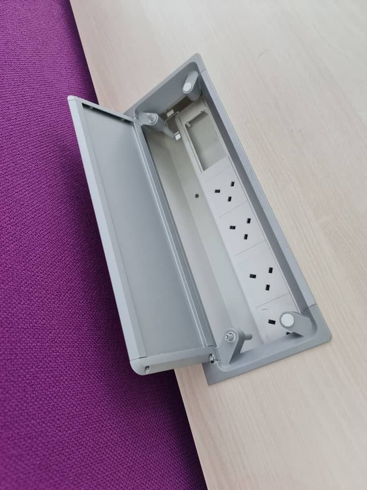 save rm3000 on the spot steelcase twin electric workstation sit to ...
