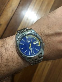 (Category: ) located in . Submitted by watchmefor (Listing ID 1415344140, Image 1). Description: .