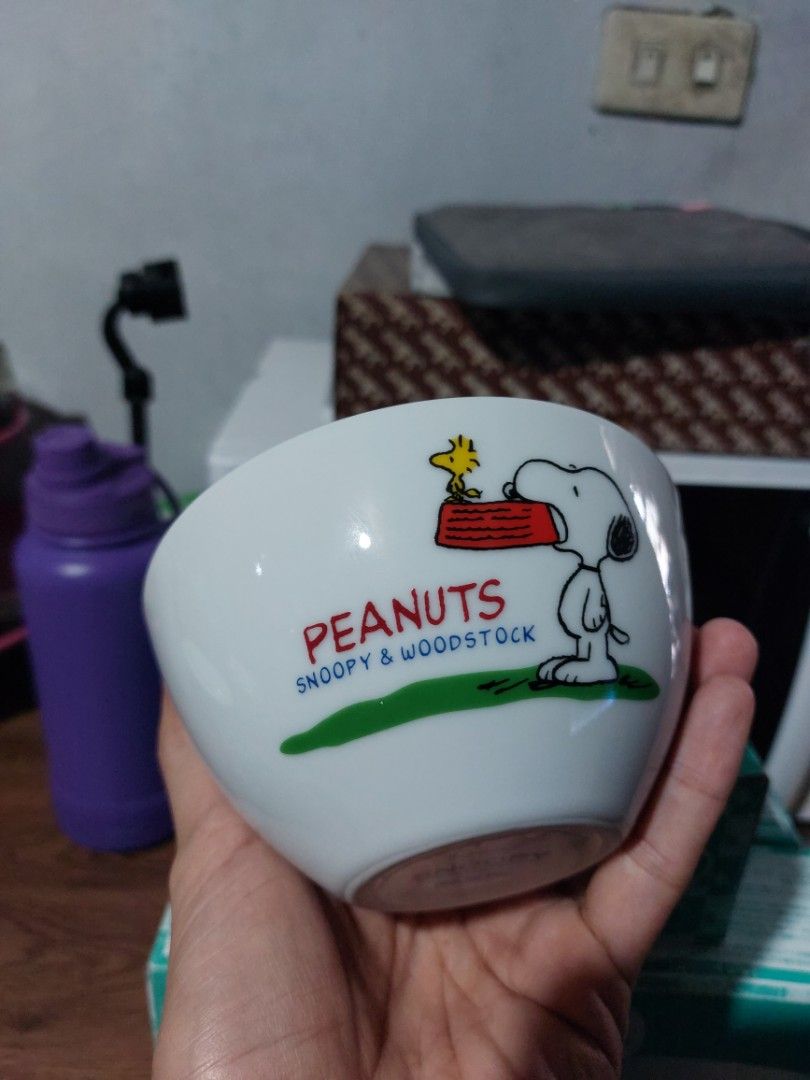 Snoopy Peanuts Bowl (Category: Other Kitchenware & Tableware) located in Santa Cruz. Submitted by tovybonacruz (Listing ID 1415365640, Image 3). Description: snoopy soup bowl 7/11 exclusive 250 each 5 pcs sta cruz .