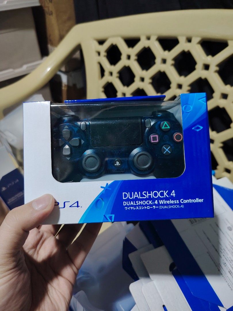 PS4 DualShock 4 Wireless Controller CLASS A (Category: Controllers) located in Manila. Submitted by lemsgadgetszone (Listing ID 1415380333, Image 3). Description: - Genuine Sony PS4 DualShock 4 Wireless Controller - Available Colors: Blue Camouflage, White, Black, Rose Gold - Brand New - Original Packaging - Perfect for PlayStation 4 gaming.