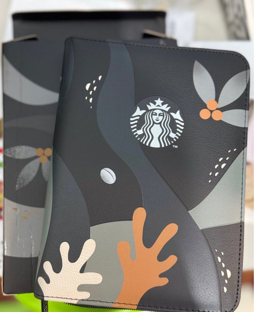 Starbucks 2026 planner pouch (Category: Stationery & School Supplies) located in Manila. Submitted by melissaal82890 (Listing ID 1415287304, Image 1). Description: .