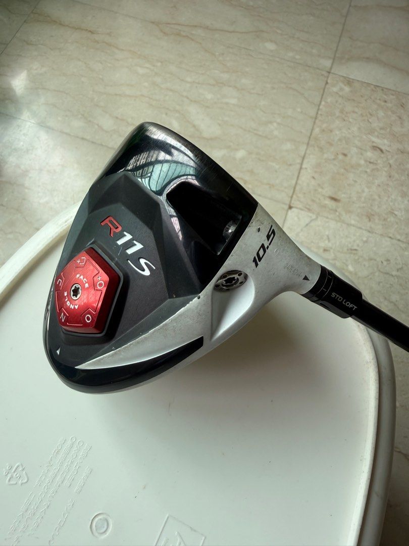 Used R11 Driver TaylorMade R11s Driver, Sports Equipment, Sports & Games, Golf on Carousell