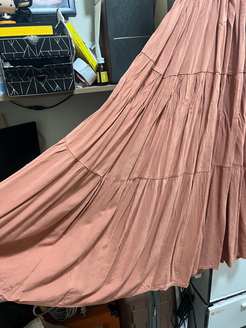 Terracotta Tiered Maxi Dress (Category: Dresses) located in Manila. Submitted by twiceyetnice (Listing ID 1415342599, Image 2). Description: -stretchable - no flaws .