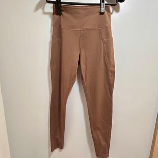（分類：）位於 。 由 karamel.land 提交（商品編號 1415248280，圖片 1）。簡介： 。
