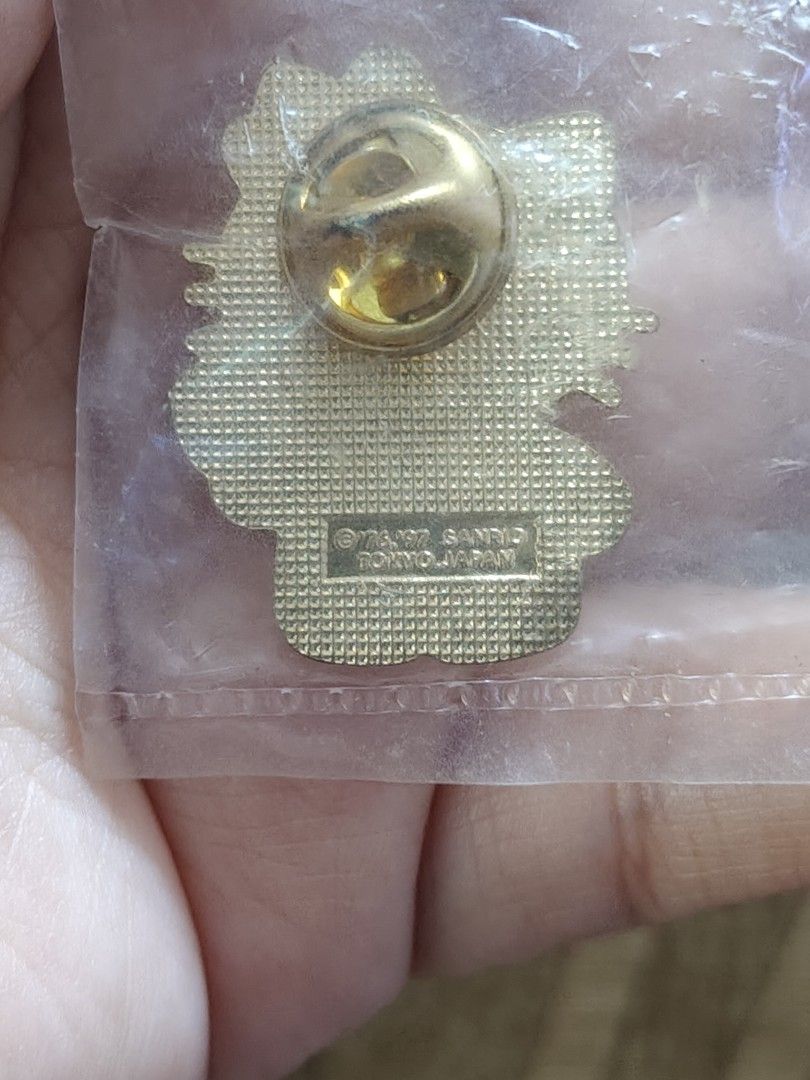 vintage Sanrio Hello Kitty Pin (Category: Character Goods) located in Santa Rosa. Submitted by mmps249.1 (Listing ID 1415287037, Image 3). Description: Crossposted Mine now, pay now shipping courier: JRS only Gcash payment upon order No reservations.