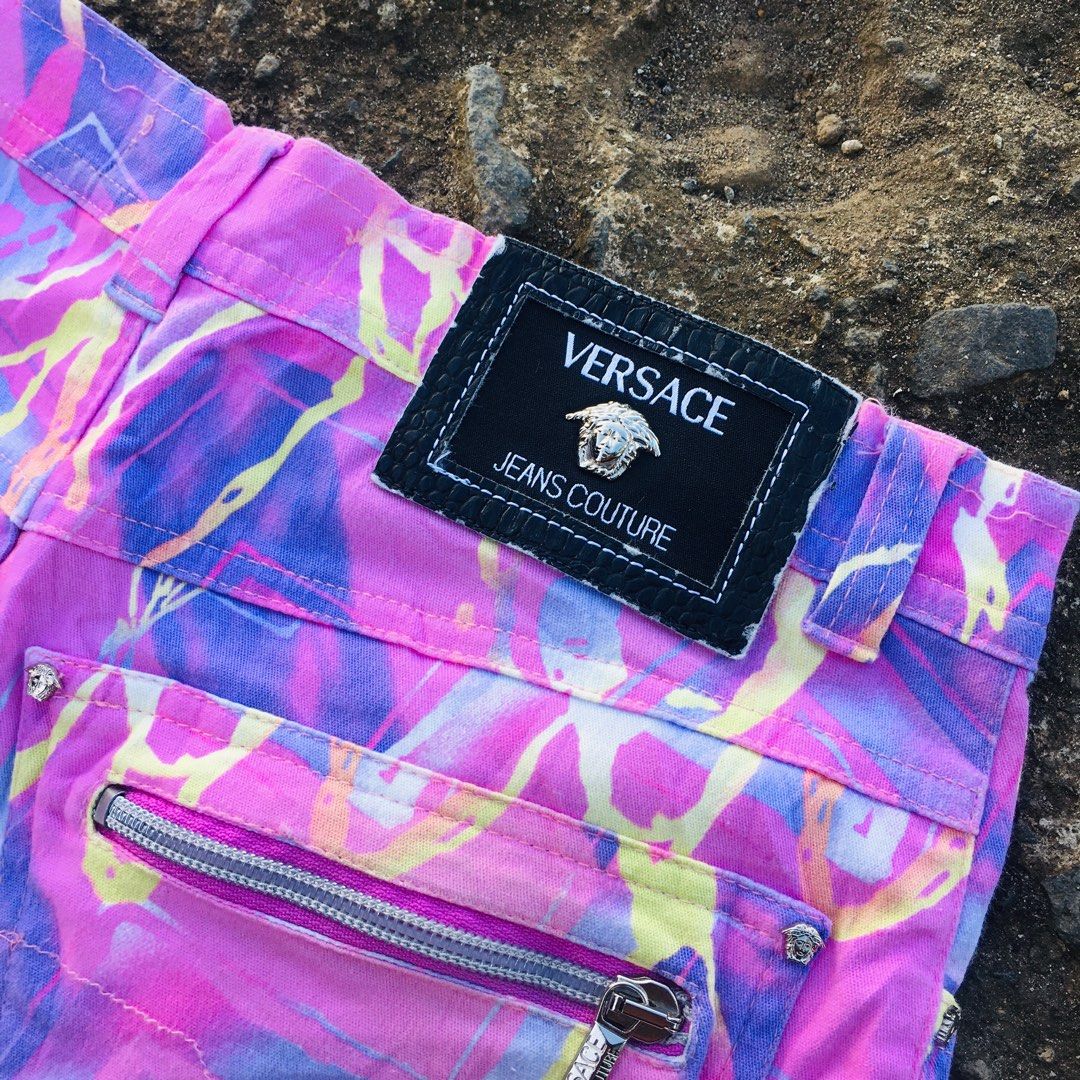 VERSACE - JEANS COUTURE (VINTAGE) (Category: Luxury Apparel) located in Bacolod City. Submitted by mic_moneyyyyy (Listing ID 1415238092, Image 3). Description: VERSACE - JEANS COUTURE (VINTAGE) Size : Tagged as 30 Width : 30 Length : 44 Leg hole : 7 Condition : Excellent Flaws : Need wash only Also Lampo underzip engrave.