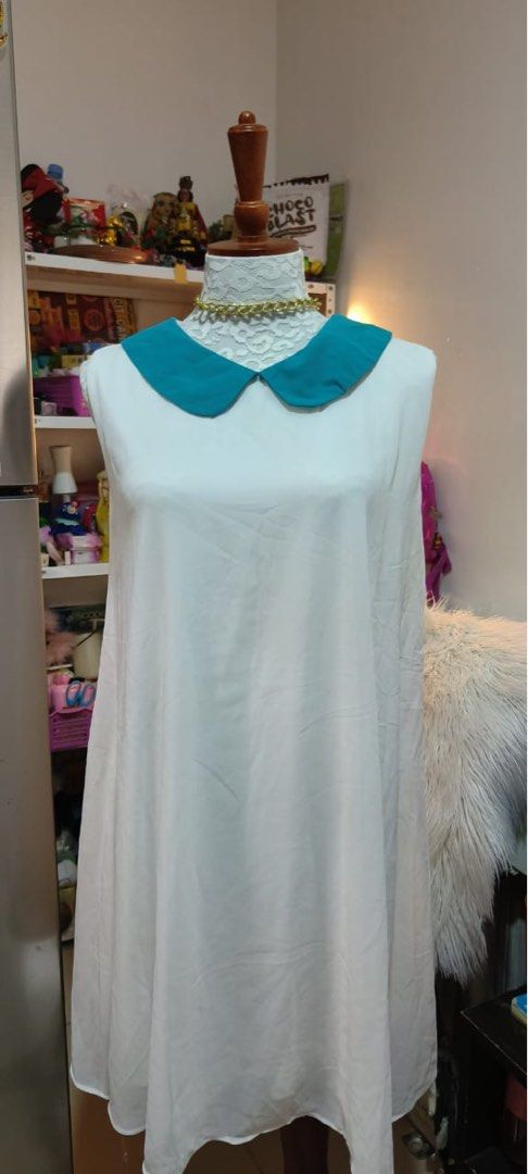White dress with colar XL (Category: Dresses) located in Pasay City. Submitted by all.items.mustgo (Listing ID 1415291326, Image 2). Description: .