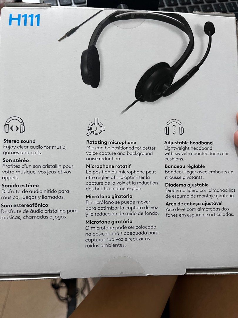 Wired Logitech headset (Category: Headphones & Headsets) located in Pasig City. Submitted by lightningirl (Listing ID 1415386573, Image 2). Description: .