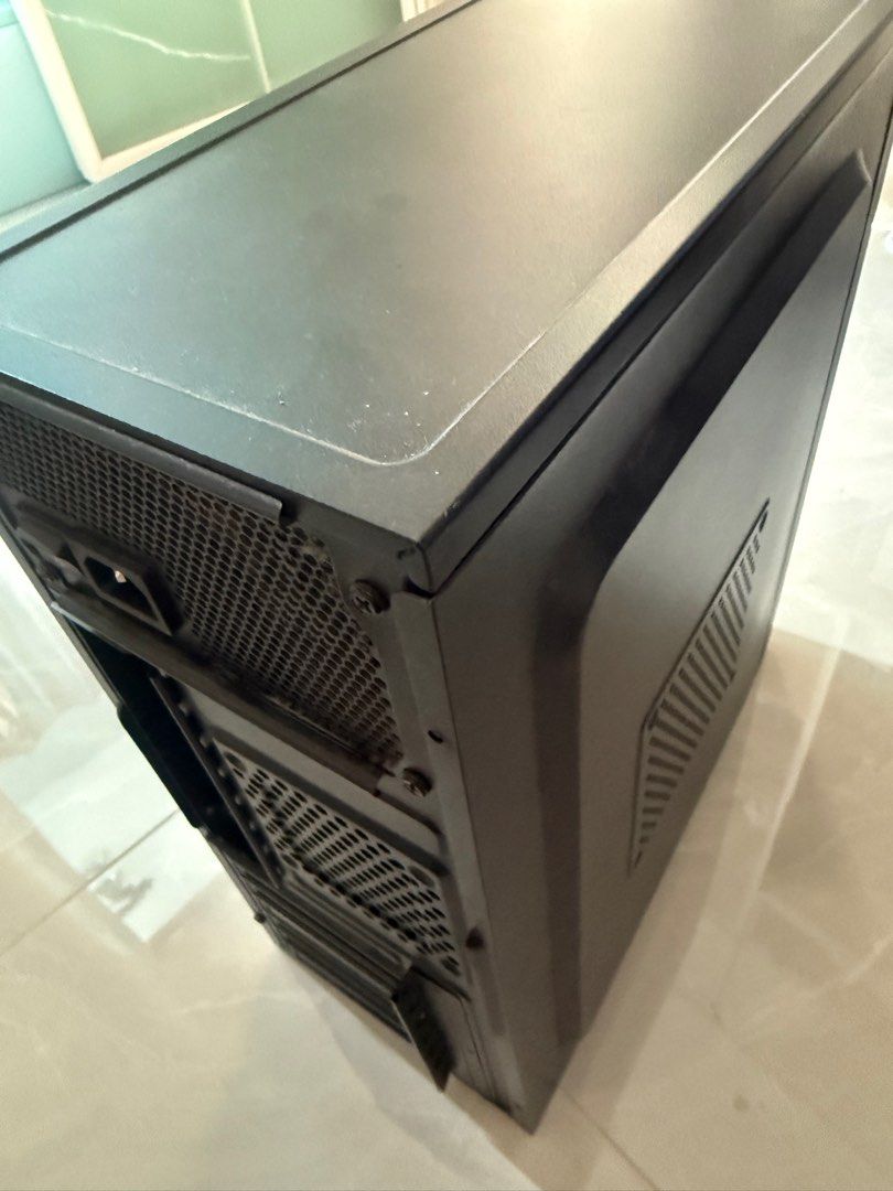 電腦機箱連1000W+ 長城巨龍火牛（不齊線）, 電腦＆科技, 桌上電腦- Carousell