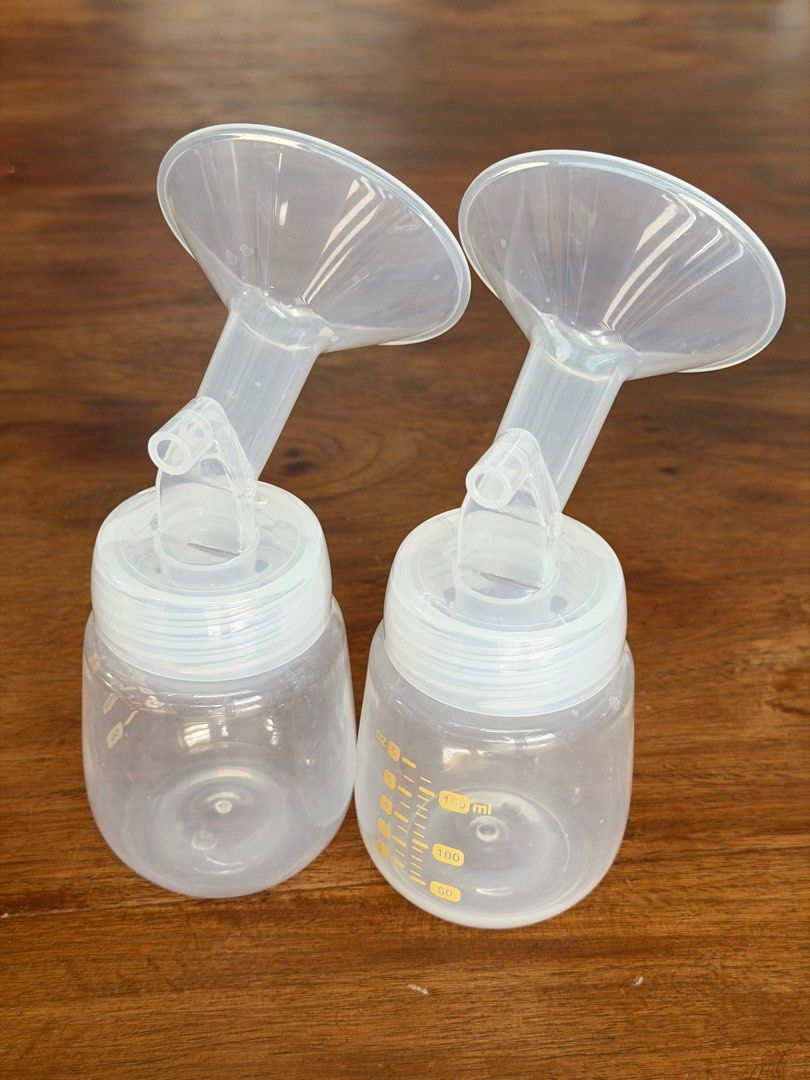 20mm flanges with bottle (Category: Breastfeeding & Bottle Feeding) located in Bulacan. Submitted by mommyjee (Listing ID 1415599548, Image 1). Description: 20mm flange (2pcs) for spectra with free bottle (2pcs also).