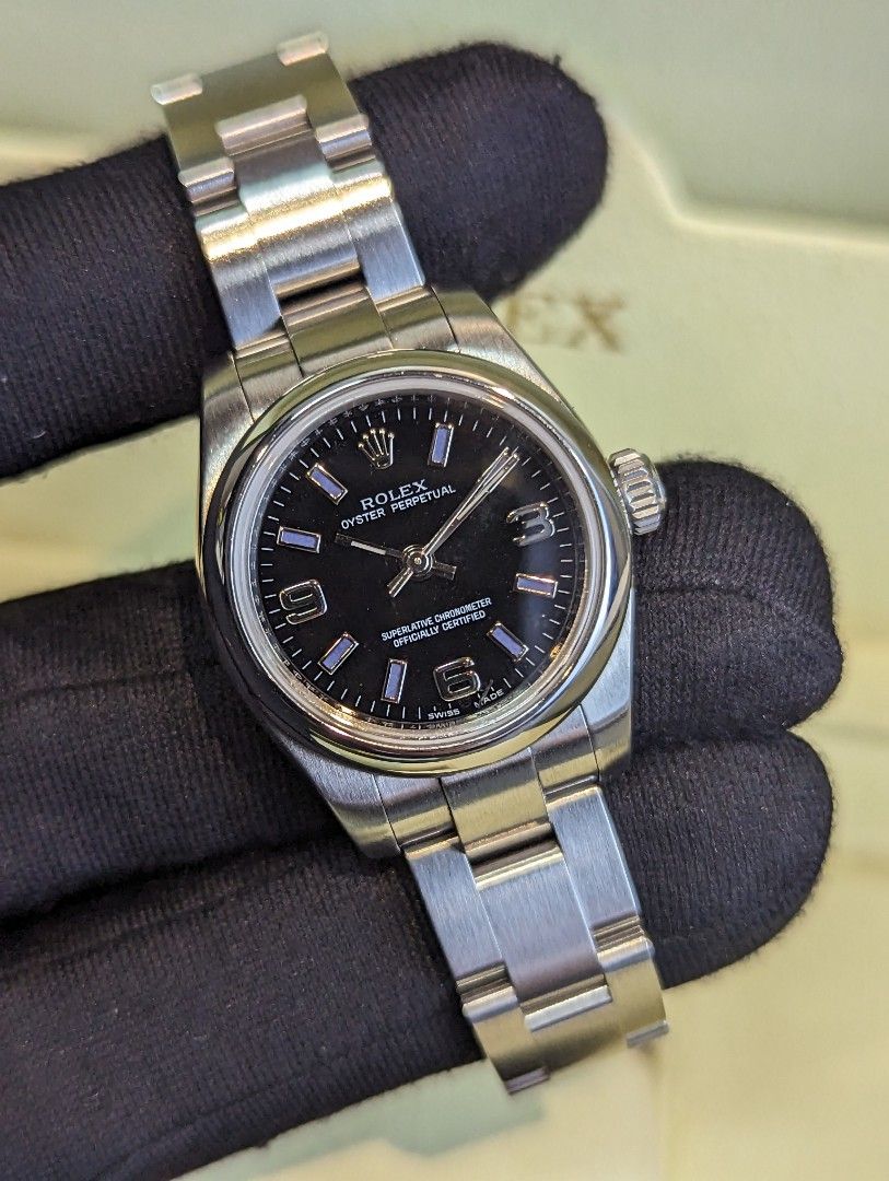 [ 2012 ⚫ ] Rolex 176200 Oyster Perpetual 26mm Black Dial OP OP26 (Category: Watches) located in Singapore. Submitted by bayfort (Listing ID 1415549943, Image 2). Description: Model: 176200 Dated: 2012 Series: AN Case Size: 26mm Comes with: Box and Papers, 10 links total Condition: Lightly used preowned condition ** Local AD ** Original Box: Yes Original Cert: Yes ----------------------- www.bayfort.sg ⭐ BAYFORT PTE. LTD. ⭐ UEN: 202218480E ⭐ PSPM 
