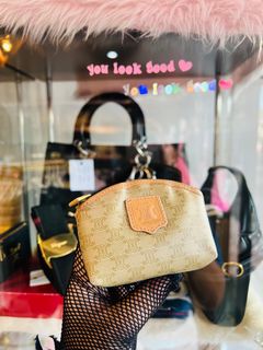 (Category: ) located in . Submitted by lovebags.ph (Listing ID 1415464924, Image 1). Description: .