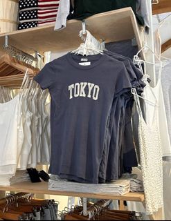 (Category: ) located in . Submitted by cloth.ingss (Listing ID 1415433764, Image 1). Description: .
