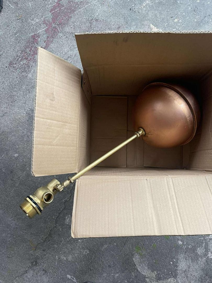 Brass Float float valve brassValve (Category: Construction Tools & Equipment) located in Caloocan City. Submitted by keyliegdforte (Listing ID 1415493536, Image 1). Description: Specs: 1-1/4.