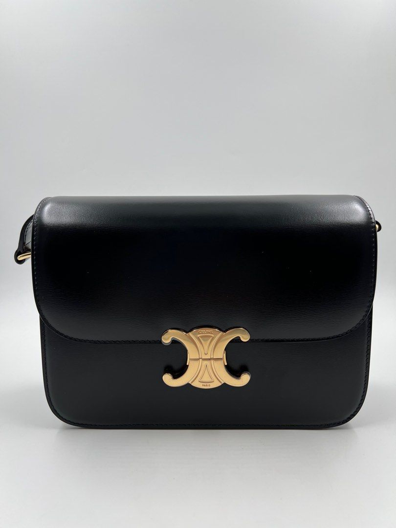 ⚜️Celine Black classique bag (Category: Luxury Bags & Wallets) located in Makati City. Submitted by 90sangel (Listing ID 1415565589, Image 2). Description: •Item: Celine Triomphe Bag •Size: Medium •Condition: Gently Used, Good as New! Shiny Calfskin Medium Triomphe. Super chic shoulder bag crafted with smooth calfskin leather in Black. 🖤✨ Lowest price! Price may change without prior notice. *Japan sourced, rare color/ hard to find 👀.