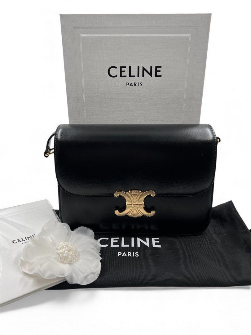 ⚜️Celine Black classique bag (Category: Luxury Bags & Wallets) located in Makati City. Submitted by 90sangel (Listing ID 1415565589, Image 1). Description: •Item: Celine Triomphe Bag •Size: Medium •Condition: Gently Used, Good as New! Shiny Calfskin Medium Triomphe. Super chic shoulder bag crafted with smooth calfskin leather in Black. 🖤✨ Lowest price! Price may change without prior notice. *Japan sourced, rare color/ hard to find 👀.