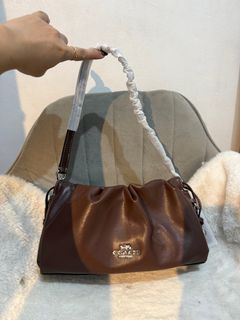 (Category: ) located in . Submitted by yhn_boutique (Listing ID 1415500352, Image 1). Description: .