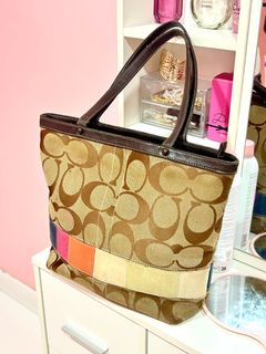(Category: ) located in . Submitted by ThePrelovedShop (Listing ID 1415551264, Image 1). Description: .