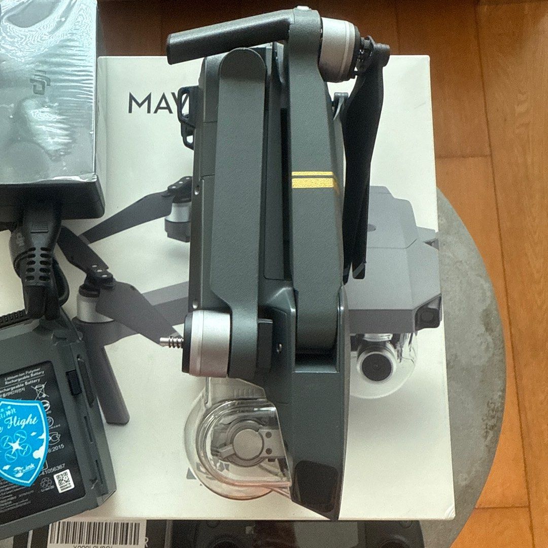 DJI Mavic Pro Drone (Category: Drones) located in Makati City. Submitted by johnnyenodengon (Listing ID 1415449450, Image 3). Description: This is a used item that has been purchased and used once. Please understand that this is a used item before purchasing. Everything shown in the photos is included. Please understand that this product is a consumable item. This item is also listed on other sites and may sell out. Thank you for your understandi