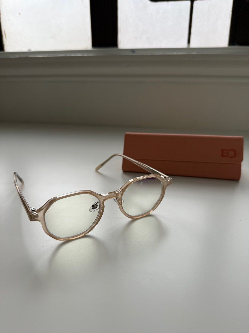 EO Newbury NEW2226 Octagonal Frame (Category: Sunglasses & Eyewear) located in Caloocan City. Submitted by polcruz (Listing ID 1415509986, Image 2). Description: Executive Optical Newbury Octagonal frame eyeglasses Rose gold / peach color With 3.00 grade both eyes Original price is ₱1,599 for frame and ₱1,500 for special lenses Rfs: decluttering.