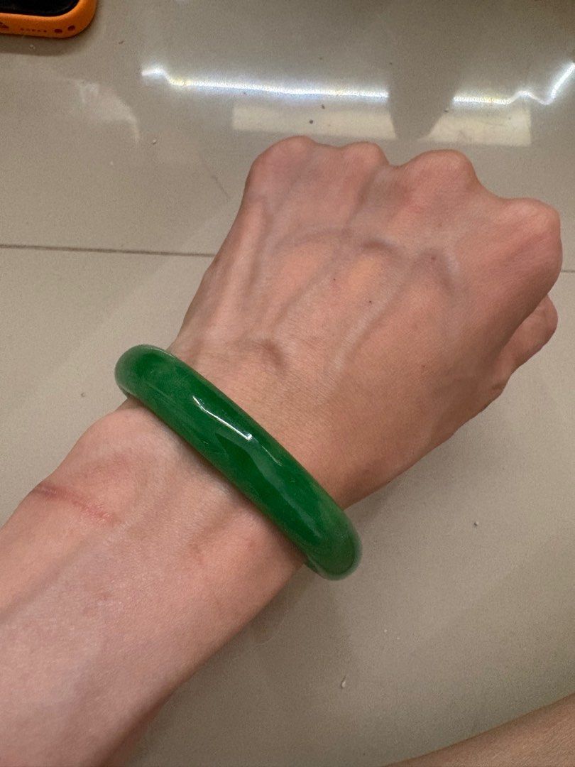 Genuine Green Myanmar Burmese Jade Bangle 52mm (Category: Bracelets) located in Makati City. Submitted by rumnougat (Listing ID 1415573020, Image 2). Description: - Vibrant green bangle - Smooth, polished surface - Comfortable fit - Classic design - Perfect for daily wear or special occasions - Adds elegance to any outfit 💯!!!!!! - for small wrists!! -.