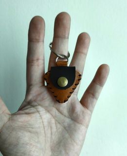 (Category: ) located in . Submitted by handcraftedhope (Listing ID 1415506257, Image 1). Description: .