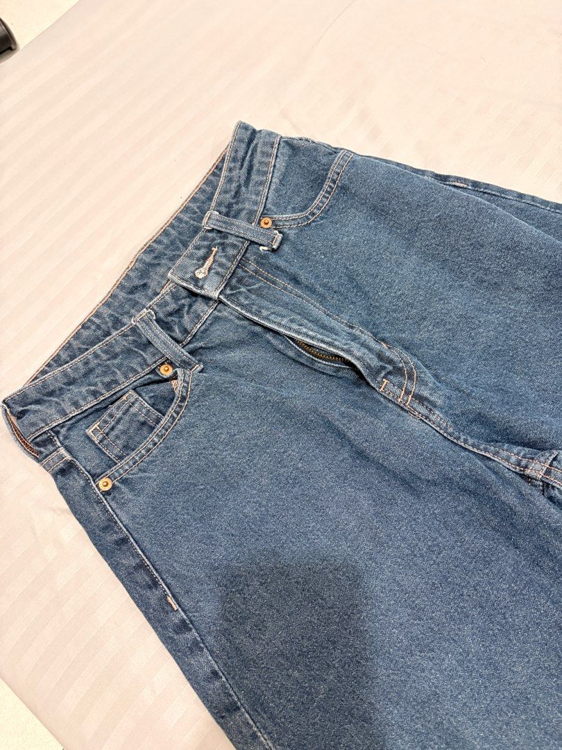 H&M Denim High Waist (Category: Jeans) located in Pasig City. Submitted by hey_declutter (Listing ID 1415462364, Image 3). Description: For Sale: Lighty used Denim Pants Size: EU 32 📍 Pasig or Manila.