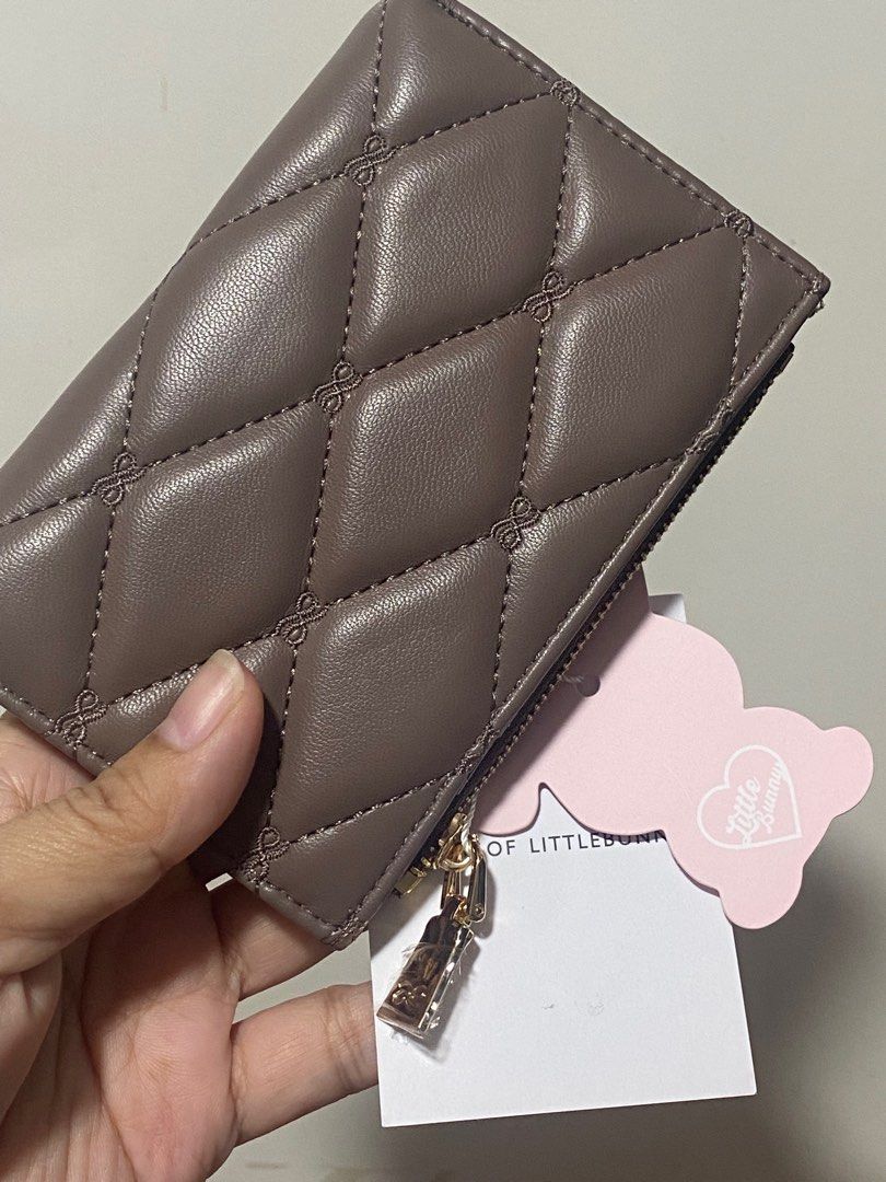 HOLB misty purple quilted wallet (Category: Wallets & Card holders) located in Caloocan City. Submitted by rowee27 (Listing ID 1415581168, Image 1). Description: Brand new Color: misty purple.