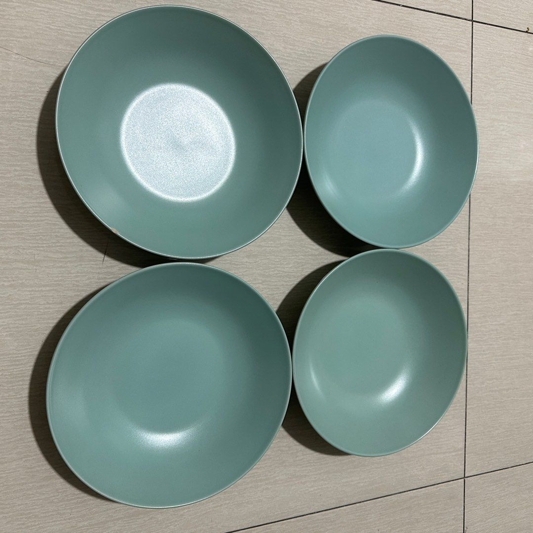 Ikea 4pcs stoneware bowl deep plate turquoise (Category: Dinnerware & Cutlery) located in Manila. Submitted by hodlclub (Listing ID 1415536858, Image 3). Description: Lightly used 4pcs set Just 1 bowl with small chip on the edge. Others all good Deep cleaned and sterilized .